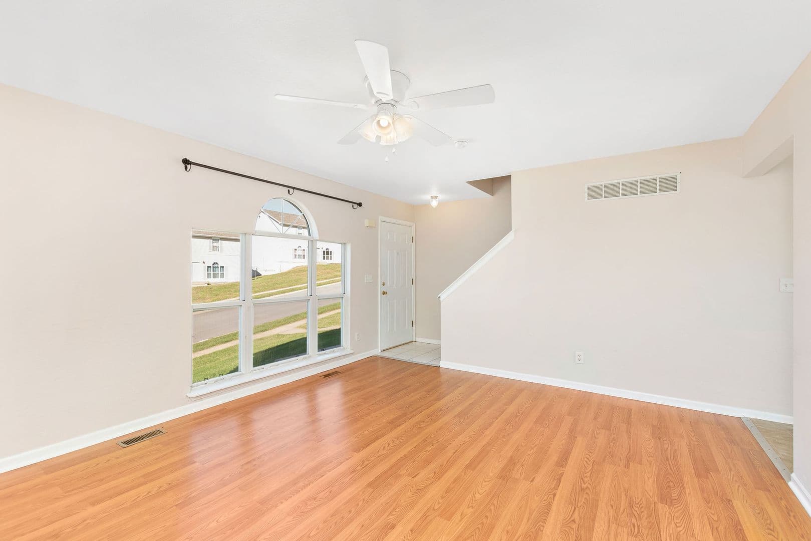 Platte City Townhome: 1810-1914 Century Hill