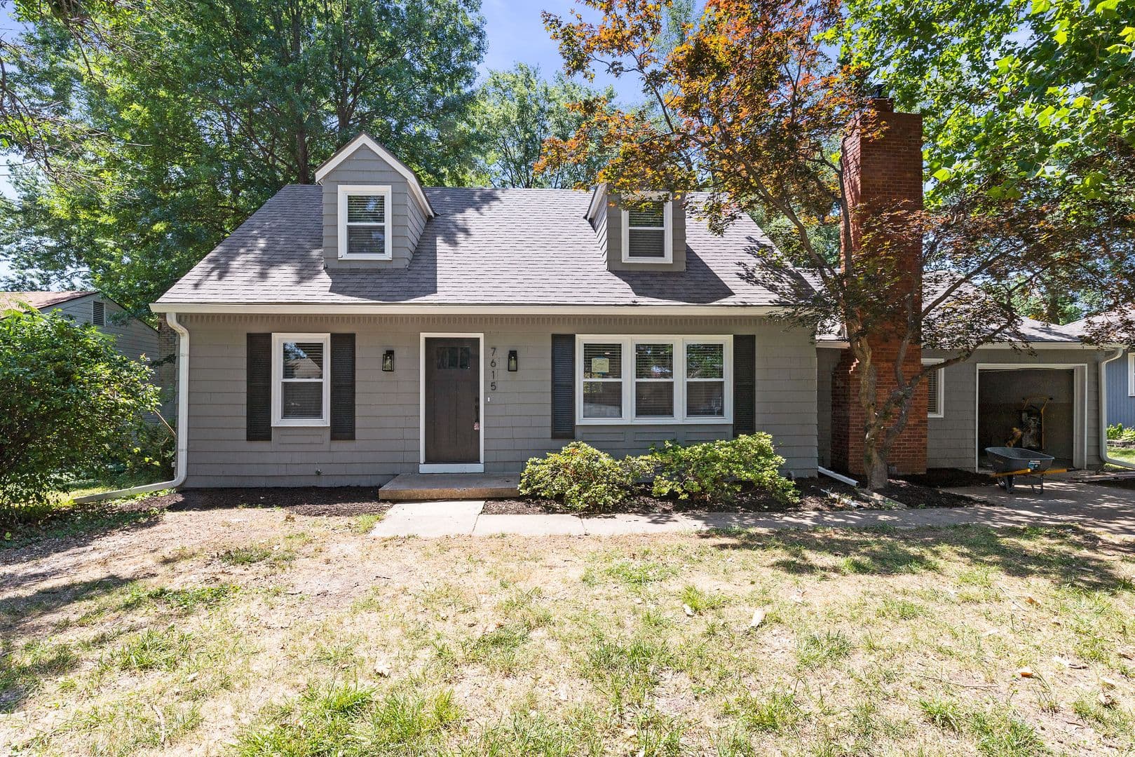 Overland Park House: 7615 W. 95th Terr