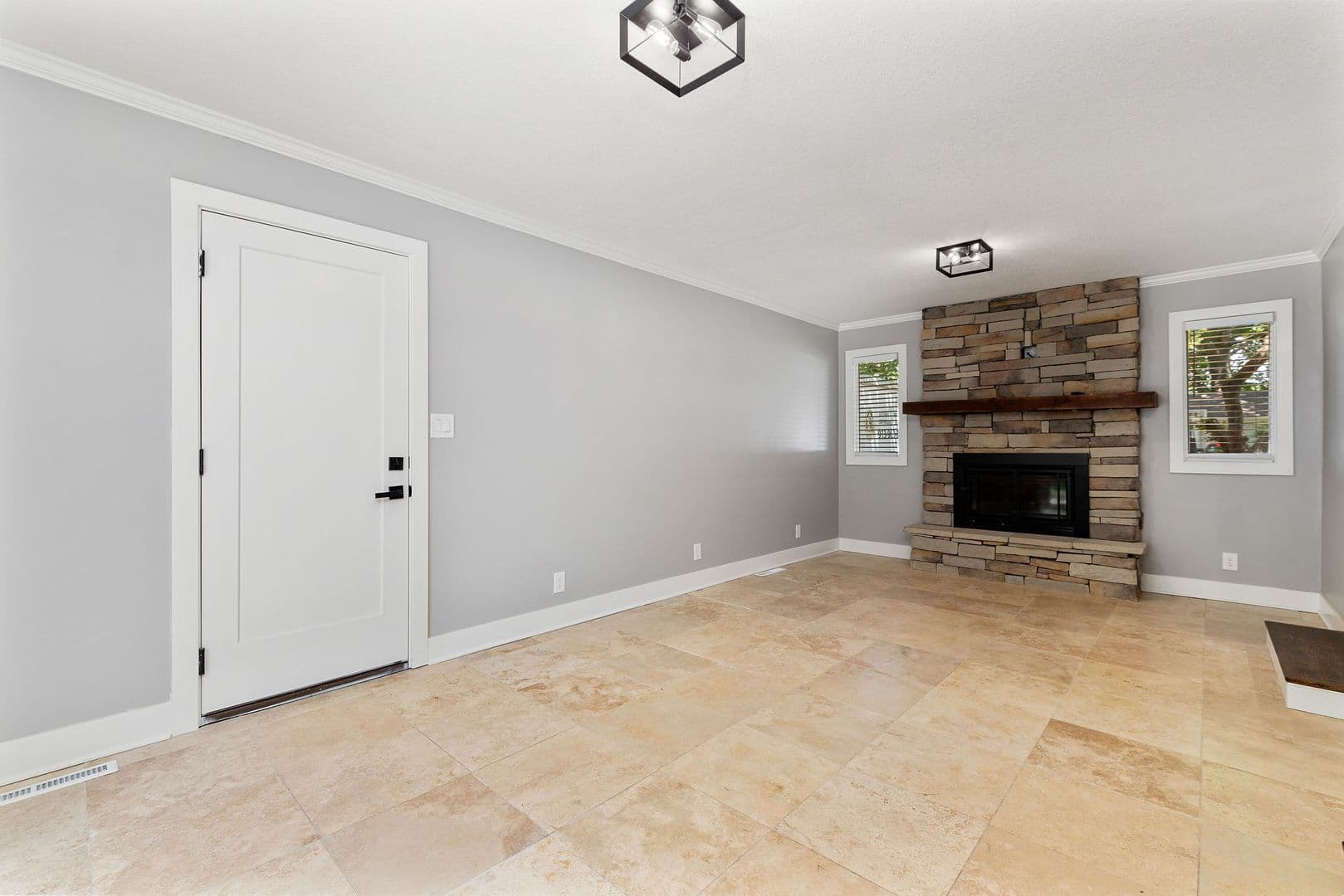 Overland Park House: 7615 W. 95th Terr