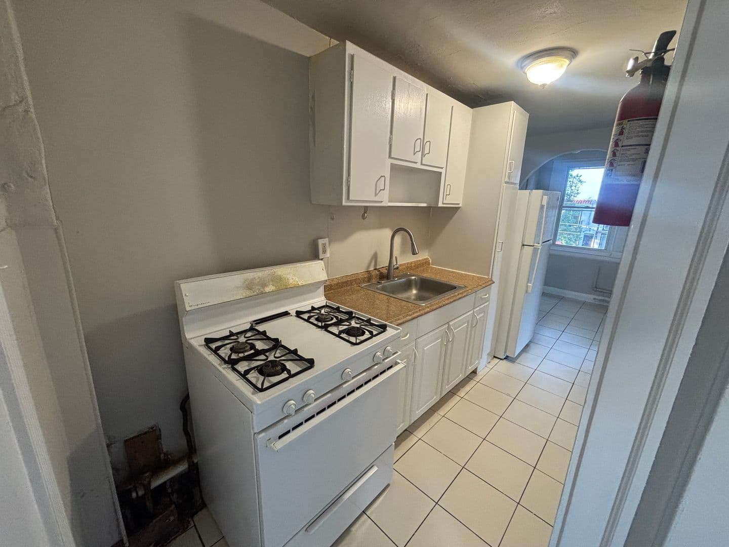 Upper Darby Apartment: 7274 Radbourne Road