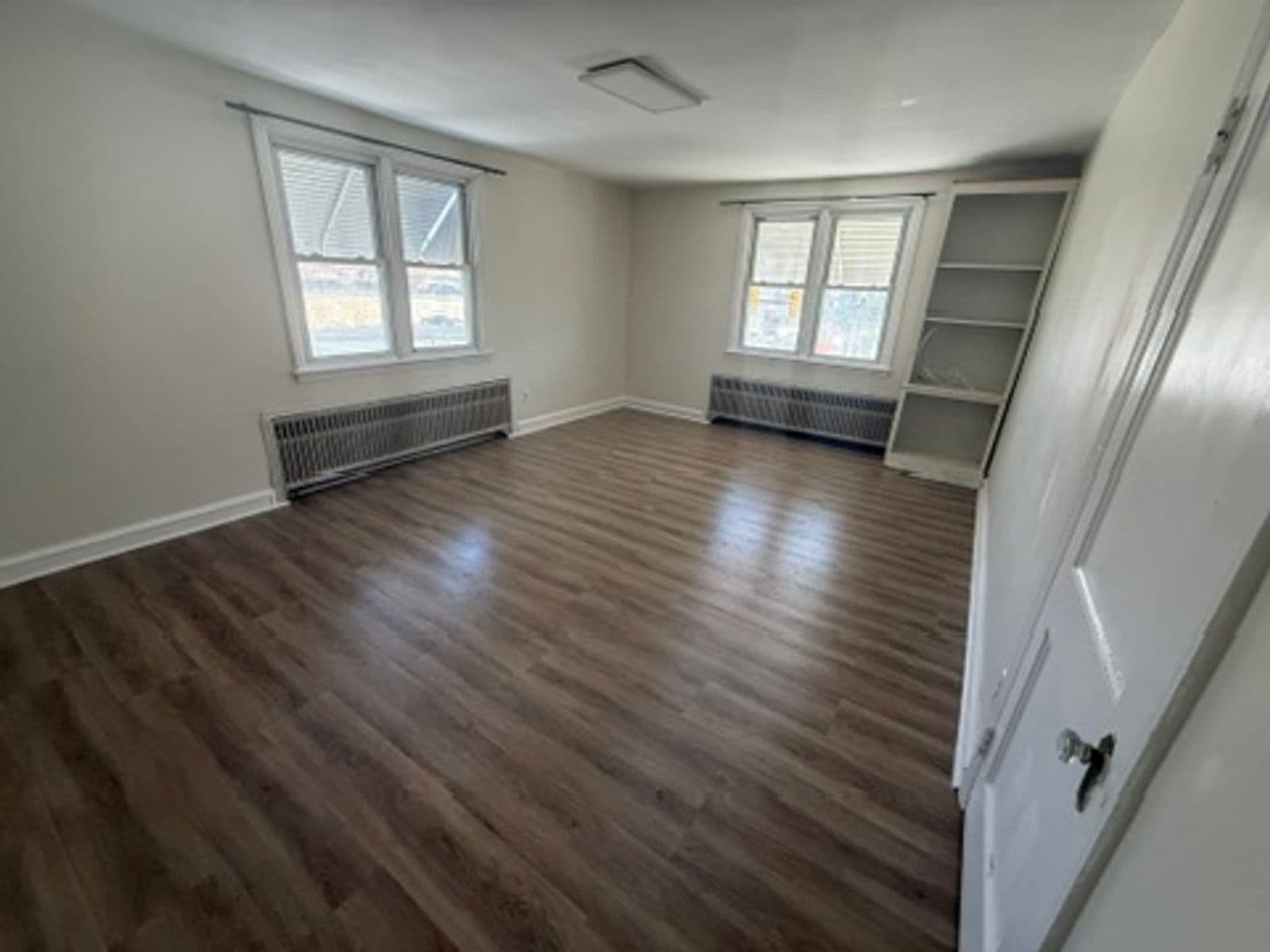 Clifton Heights Apartment: 400 North Springfield Road
