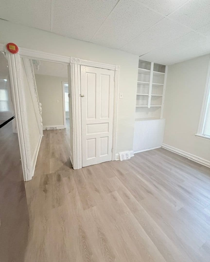 Brookhaven House: 127 9th Street