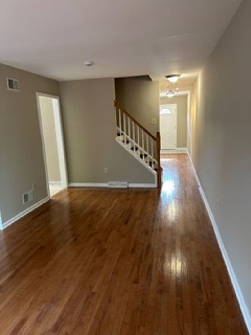 Chester Springs House: 405 Holly Tree Court