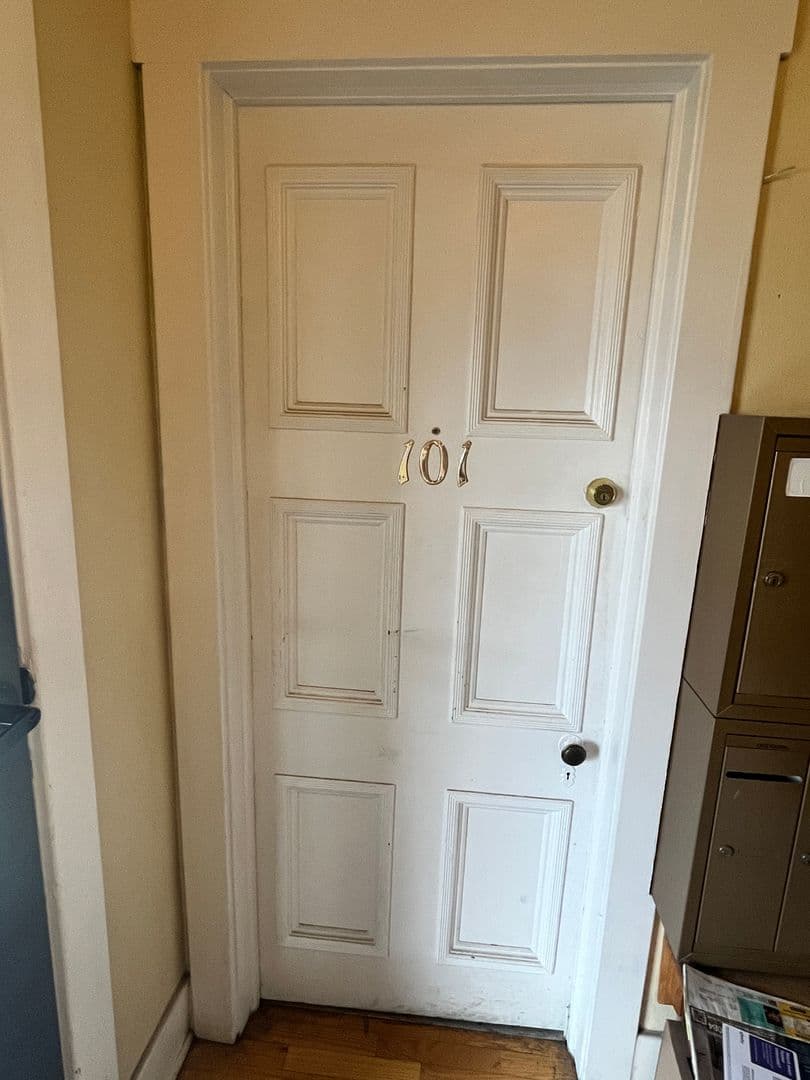 Colorado Springs Apartment: 409 N. Cascade Avenue