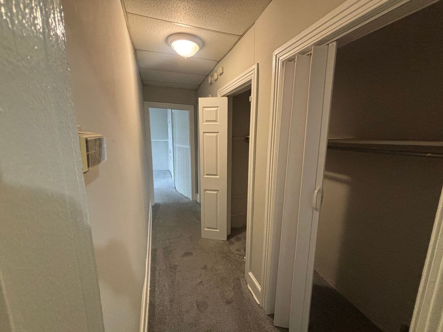 Lansdowne Apartment: 10 1st Street