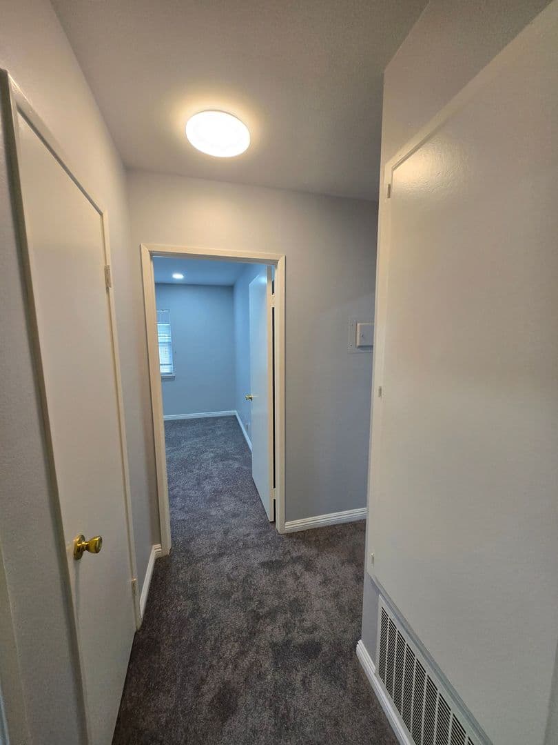 Los Angeles Condo: 3634 Kalsman Dr. #4