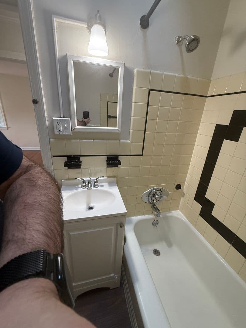 Drexel Hill Apartment: 3830 Berkley Avenue