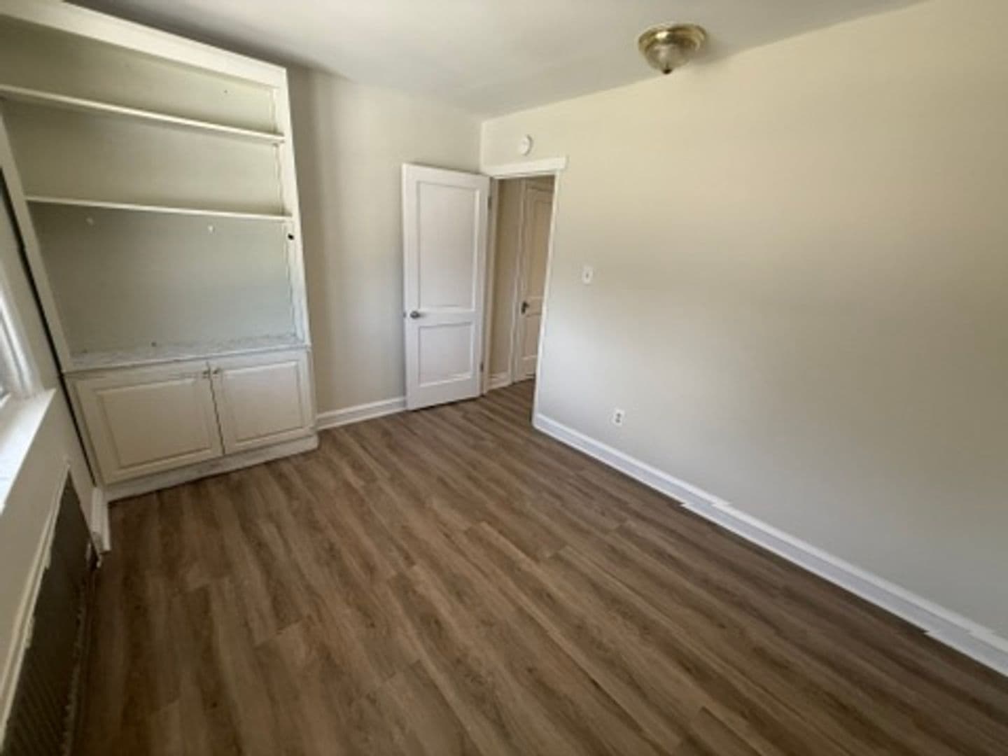 Clifton Heights Apartment: 400 North Springfield Road