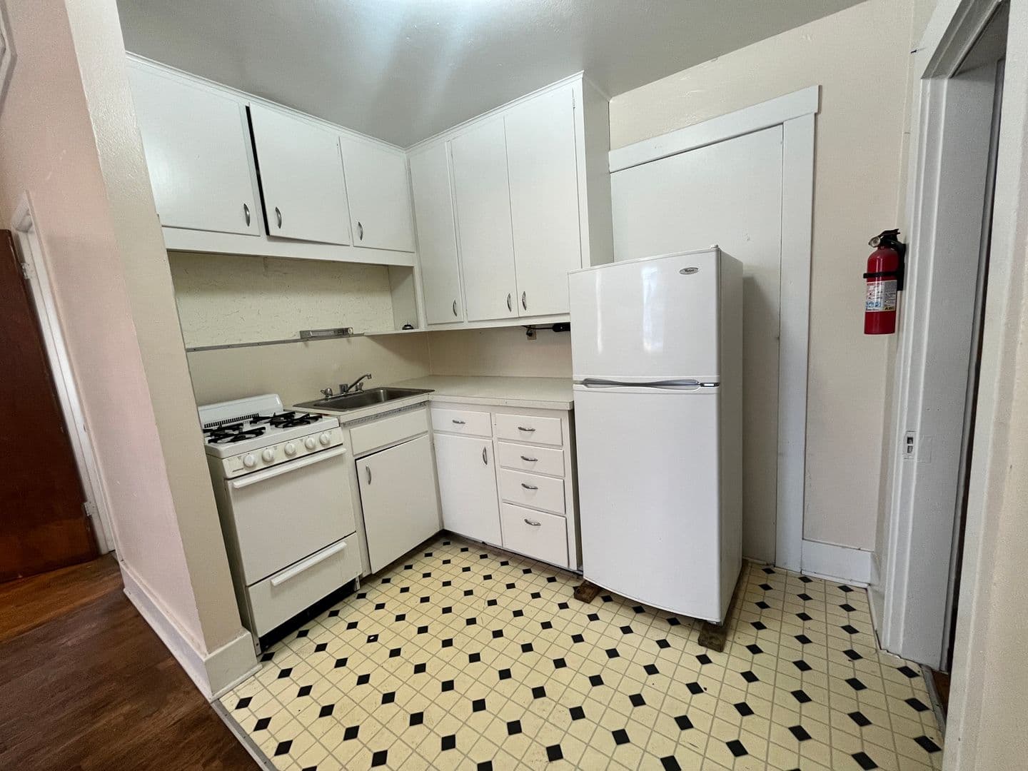 Colorado Springs Apartment: 409 N. Cascade Avenue