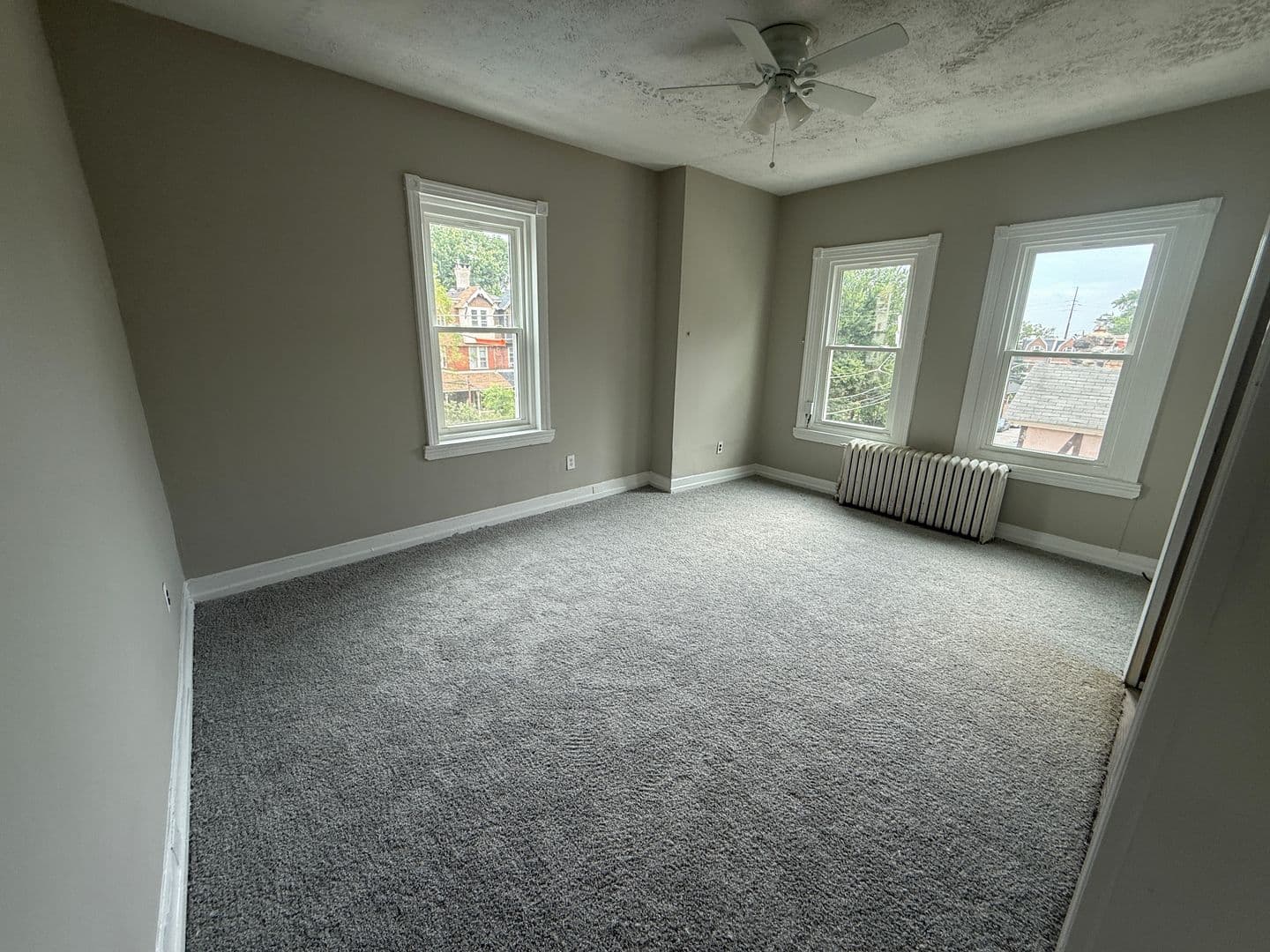 Philadelphia Apartment: 238 West Abbottsford Avenue