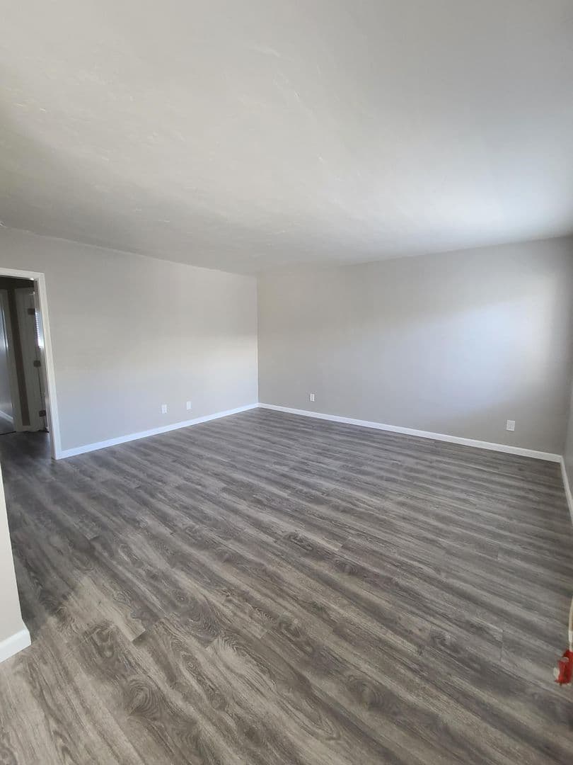 Los Angeles Apartment: 1421 Eagle Vista Dr - 8