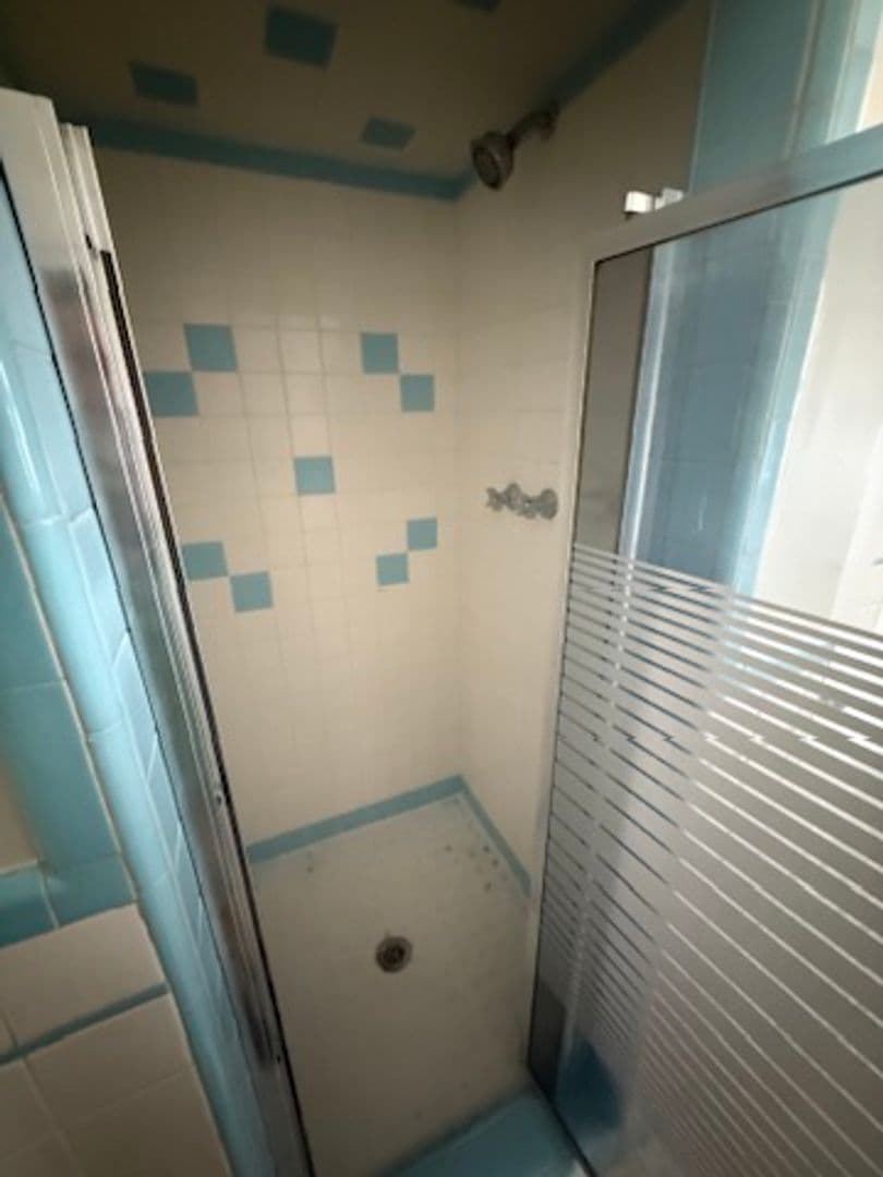 Clifton Heights Apartment: 400 North Springfield Road
