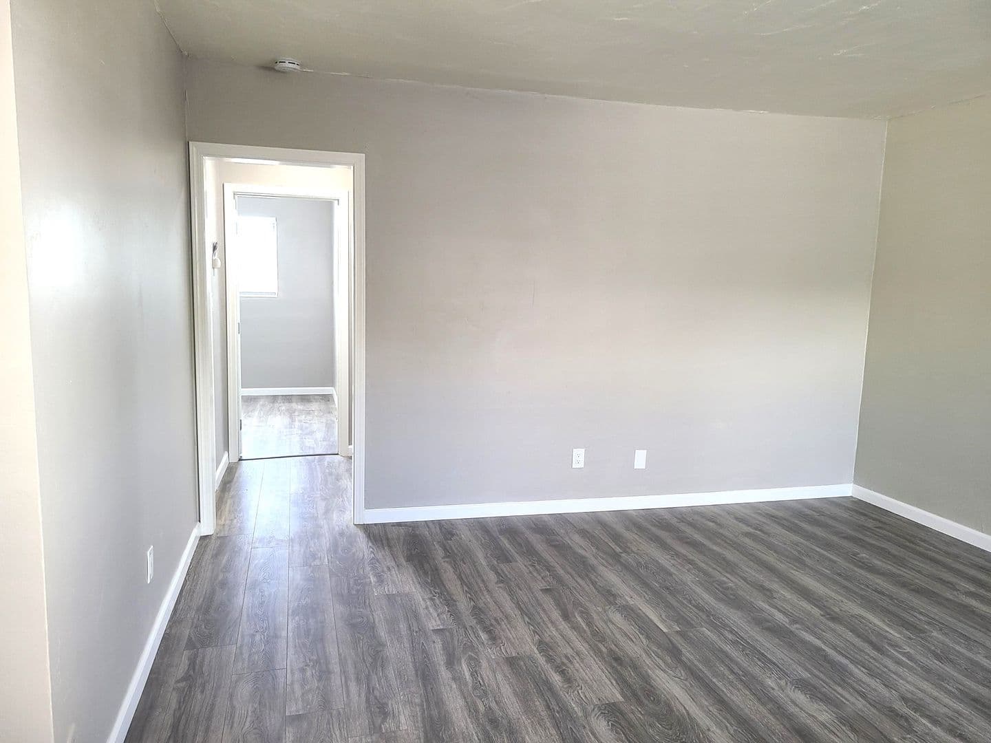 Los Angeles Apartment: 1421 Eagle Vista Dr - 8