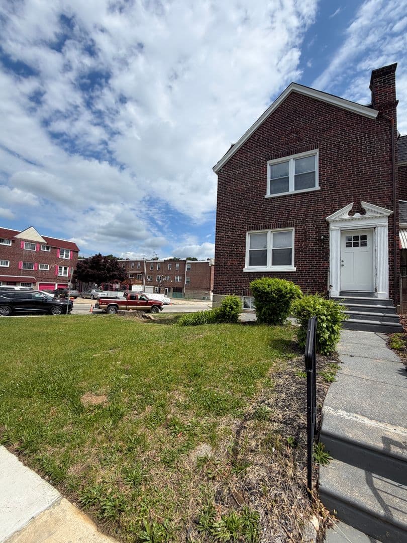 Philadelphia Apartment: 7925 Cedarbrook Avenue