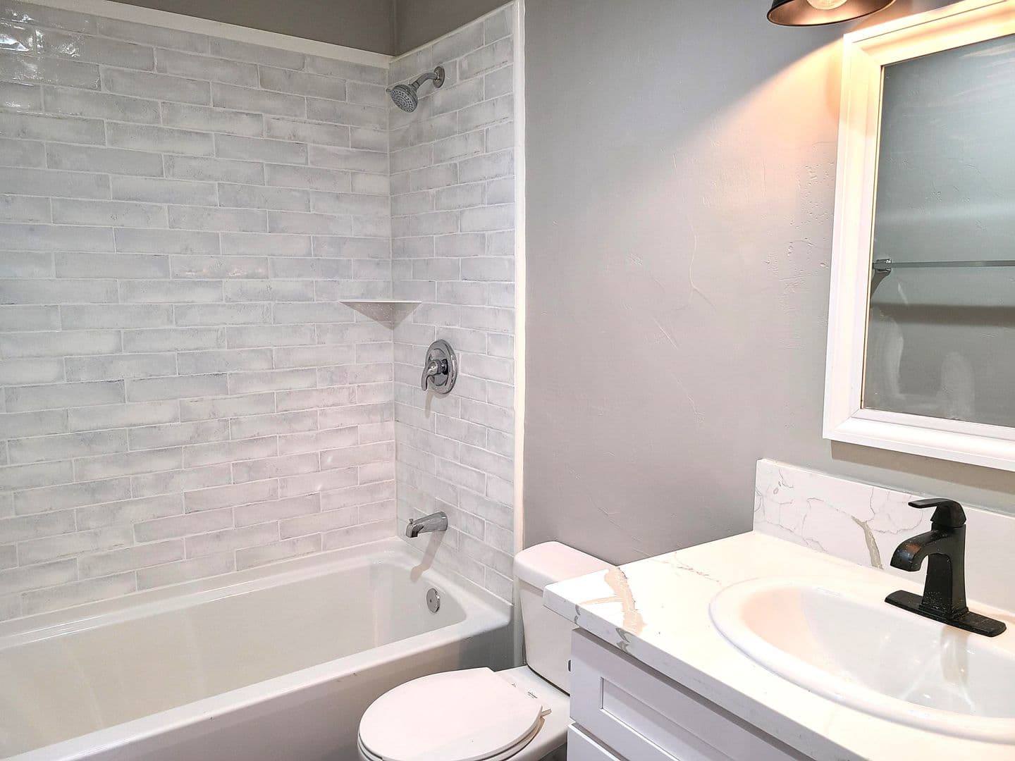 Los Angeles Apartment: 1421 Eagle Vista Dr - 8