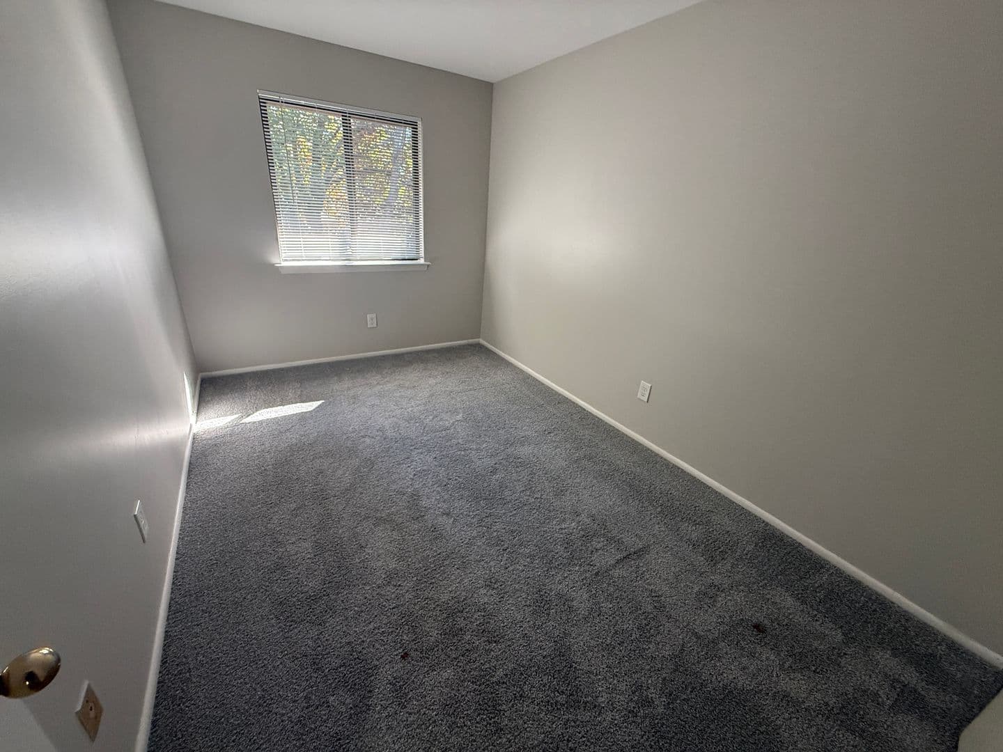 Wallingford Condo: 758B Putnam Boulevard