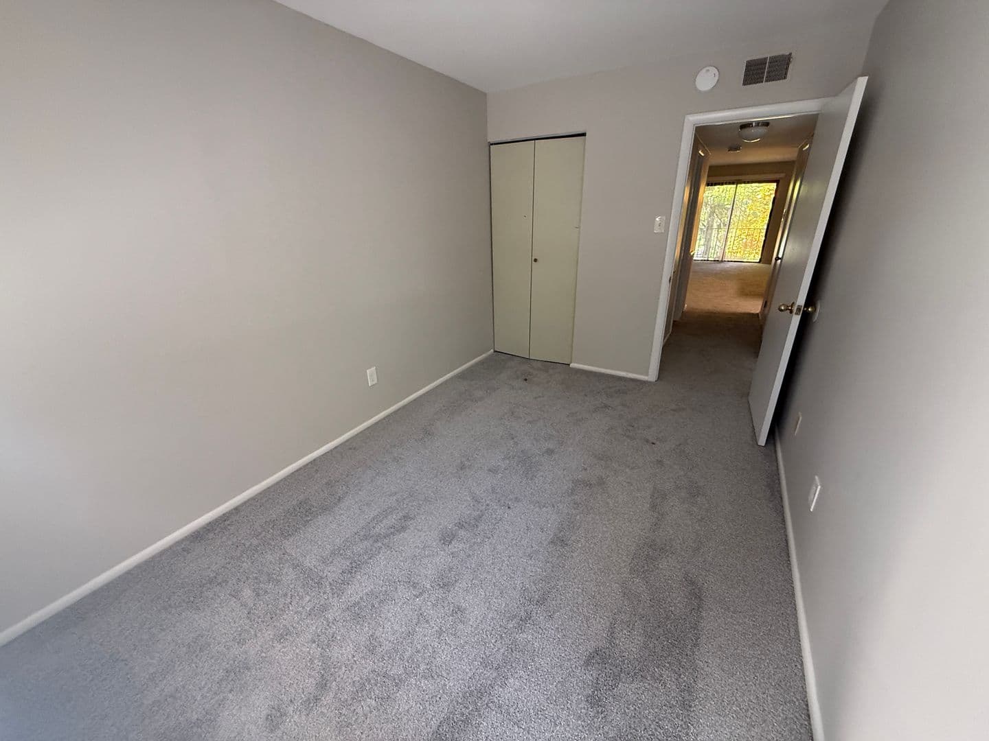 Wallingford Condo: 758B Putnam Boulevard