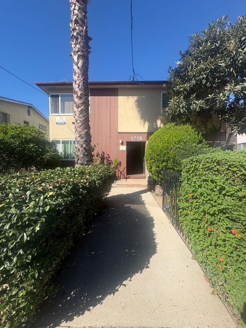 Los Angeles Apartment: 1219 N. New Hampshire Ave.