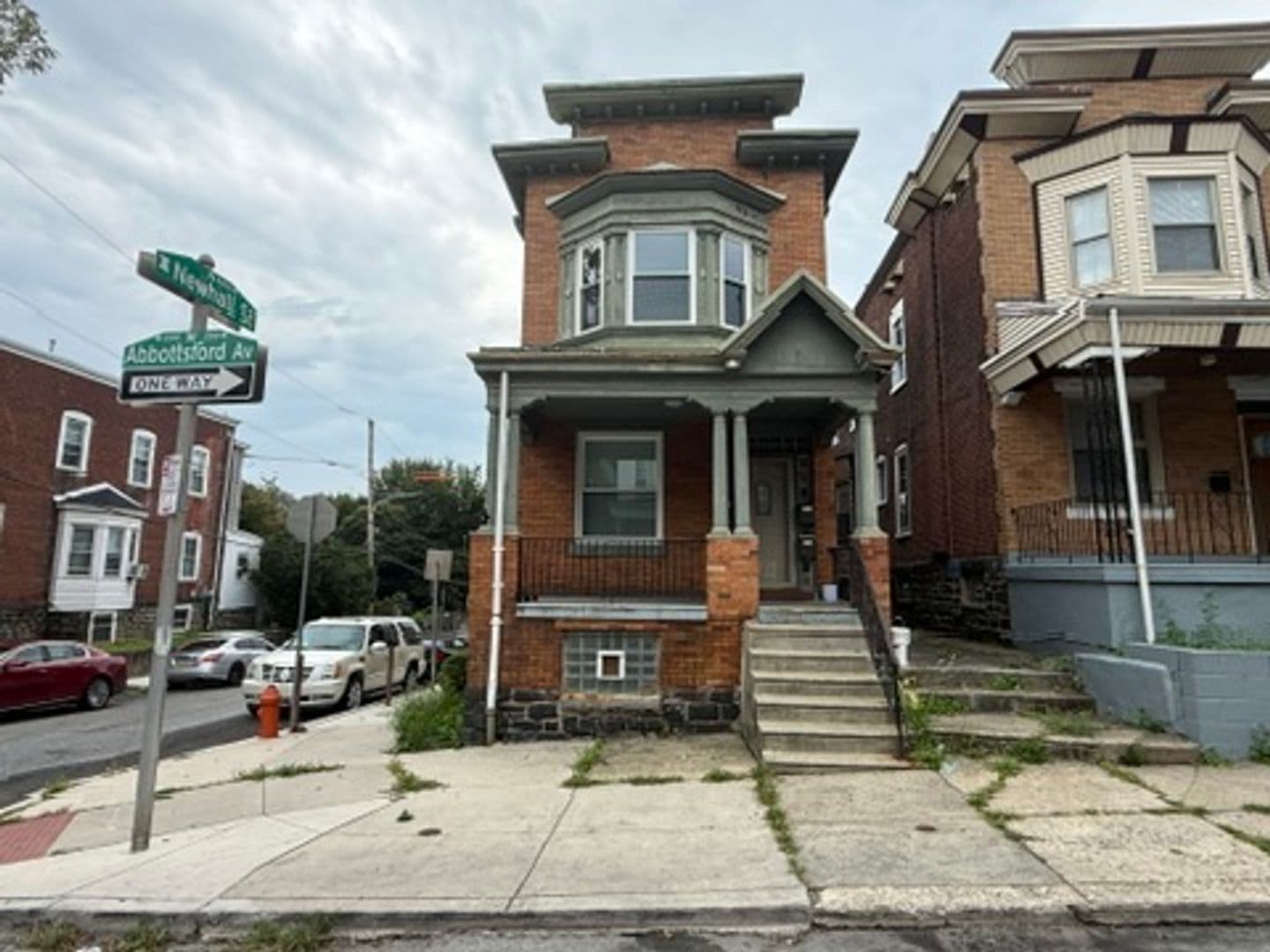 Philadelphia Apartment: 238 West Abbottsford Avenue