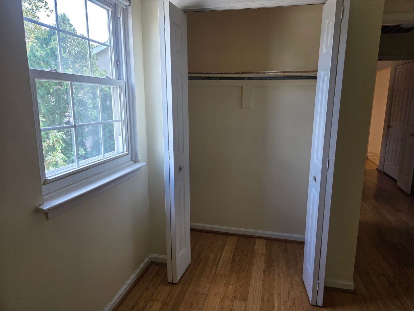 Lansdowne Townhome: 44 S. Lansdowne Avenue
