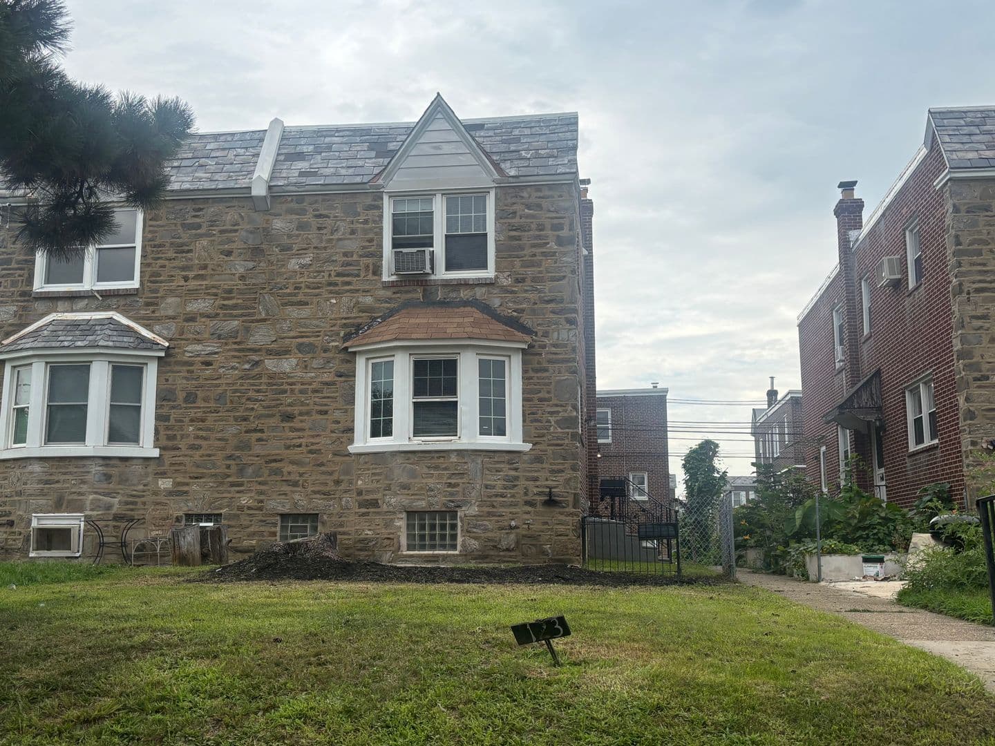 Philadelphia House: 1123 Gilham Street