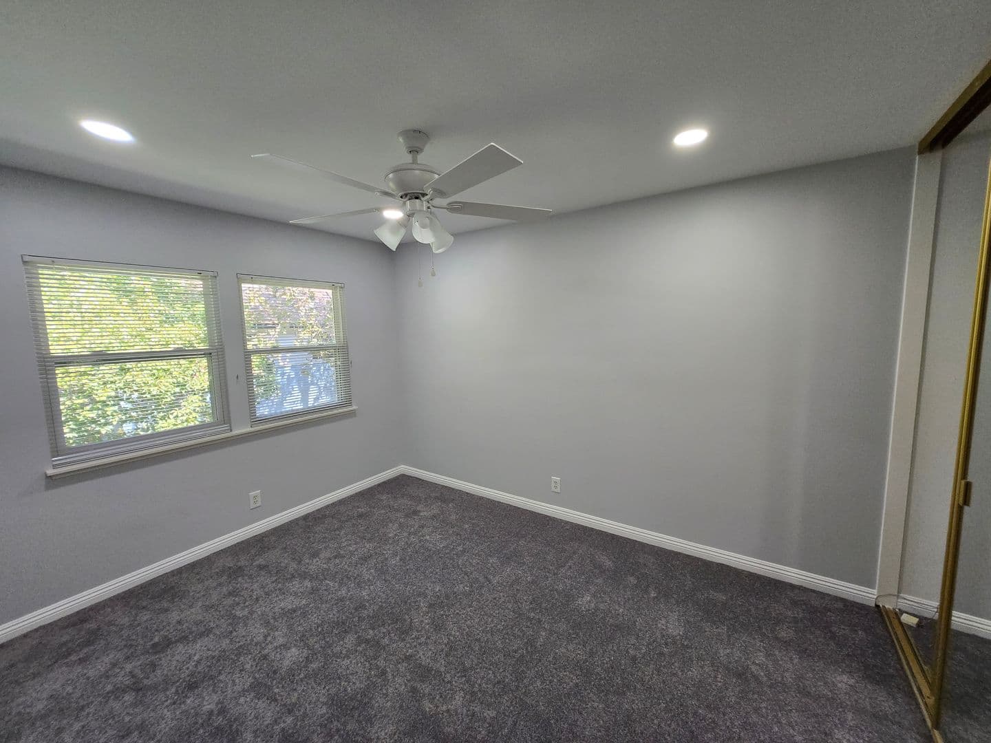 Los Angeles Condo: 3634 Kalsman Dr. #4