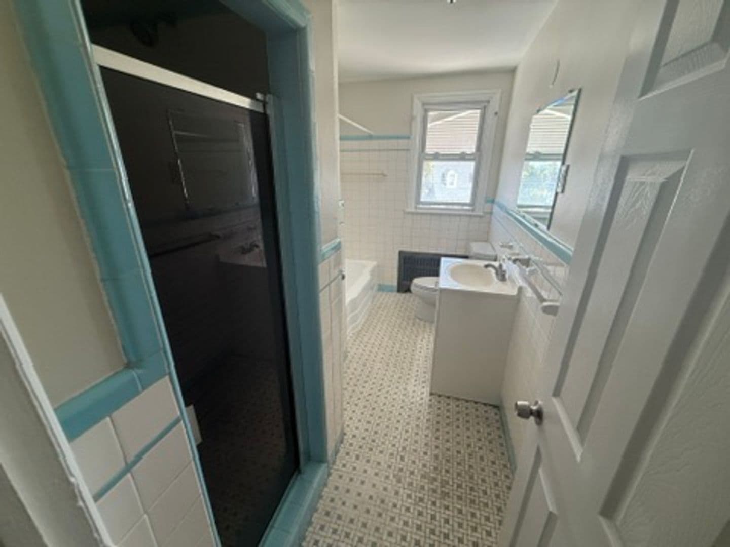 Clifton Heights Apartment: 400 North Springfield Road