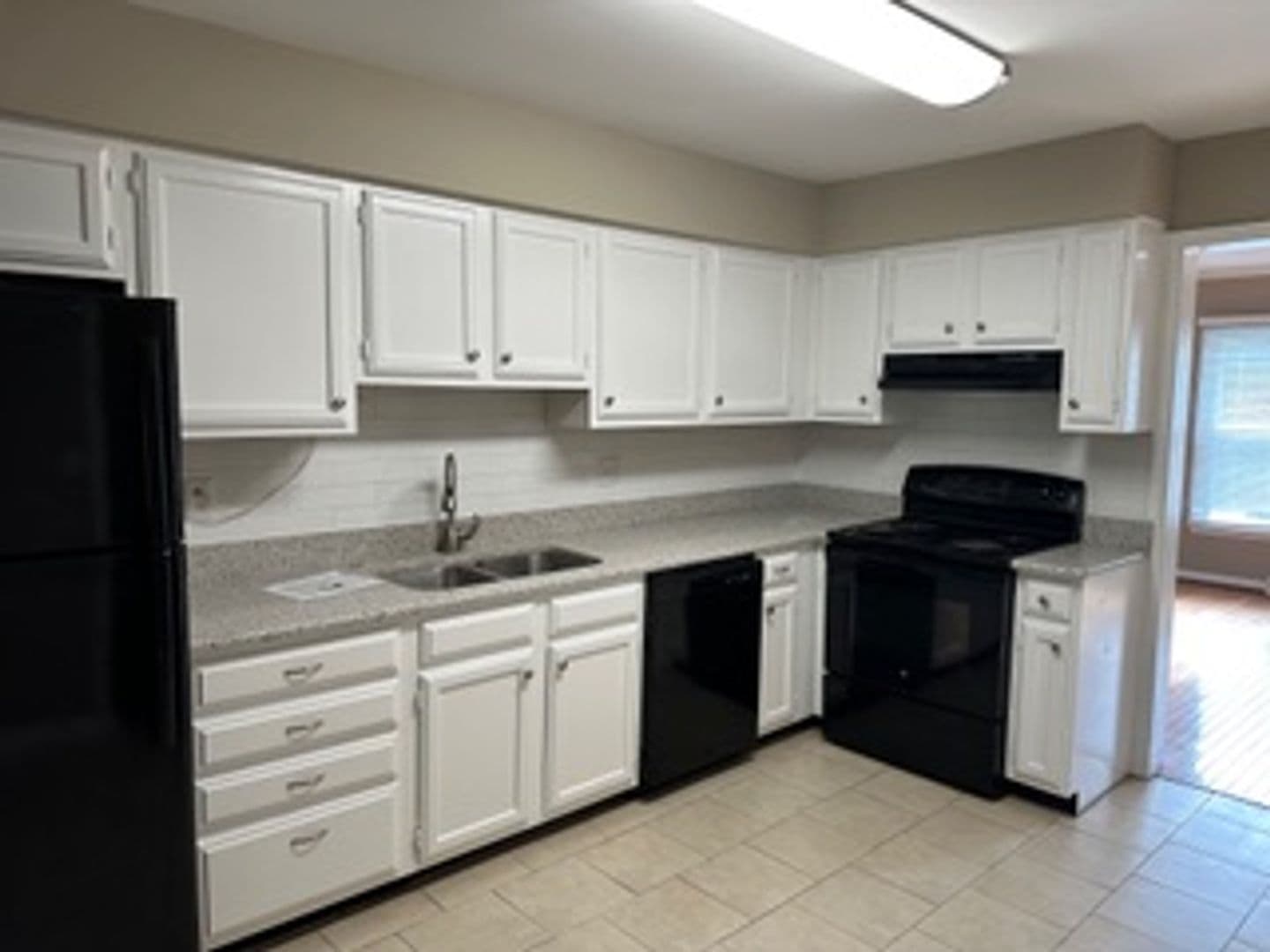 Chester Springs House: 405 Holly Tree Court