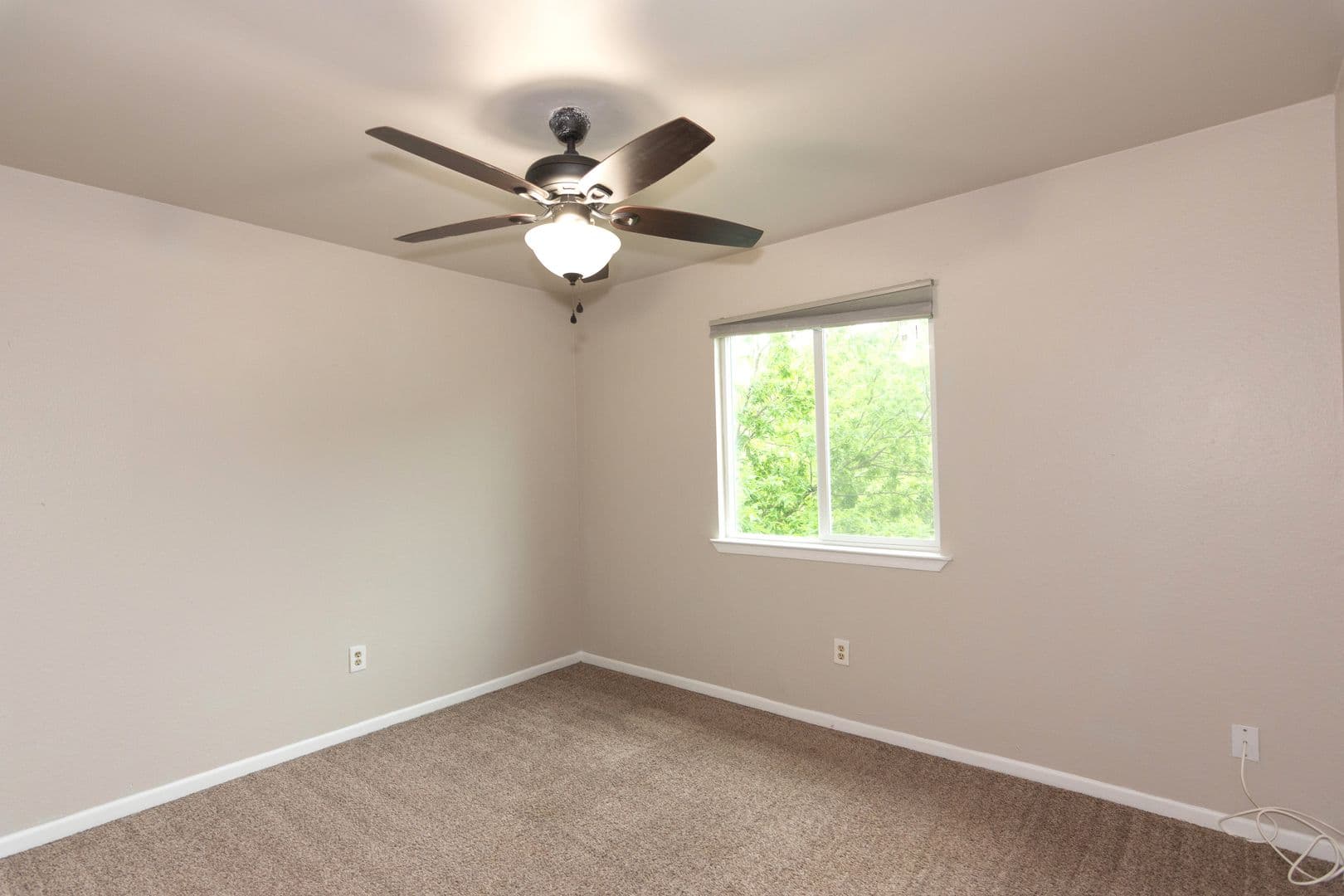 Round Rock Apartment: 1603 Onion Creek Village Dr