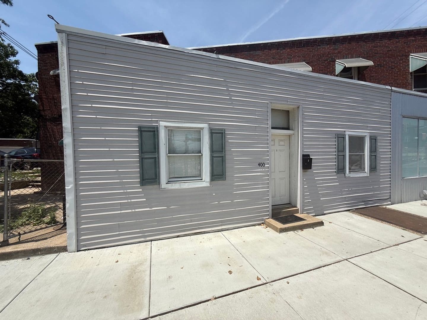 Clifton Heights Apartment: 400 North Springfield Road