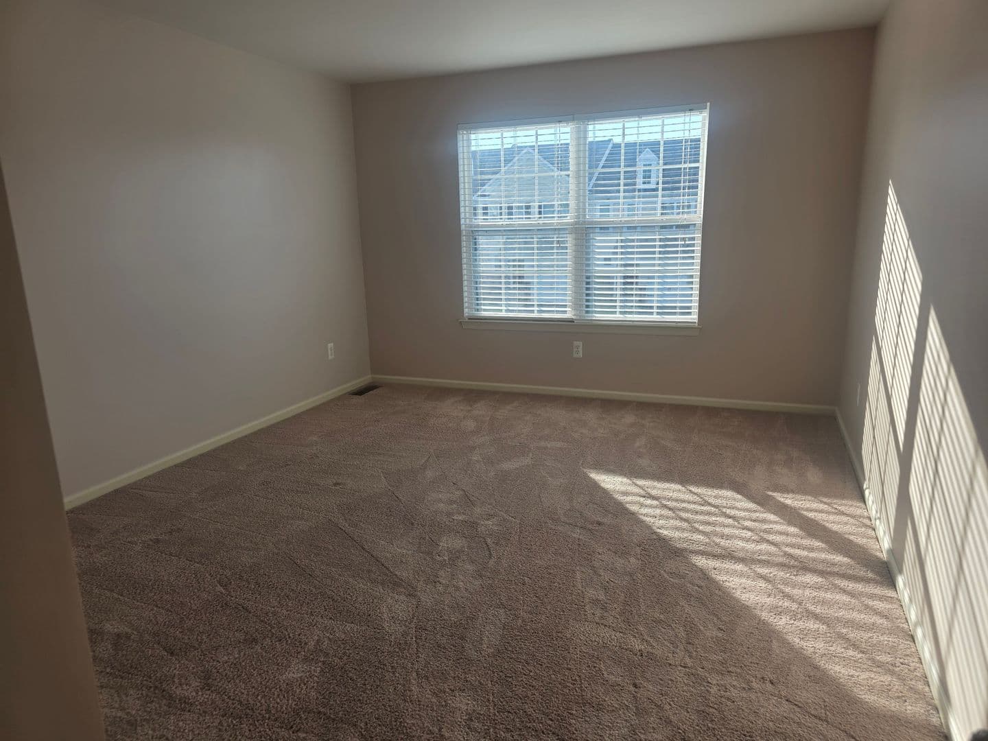 Lansdale Townhome: 173 Providence Lane