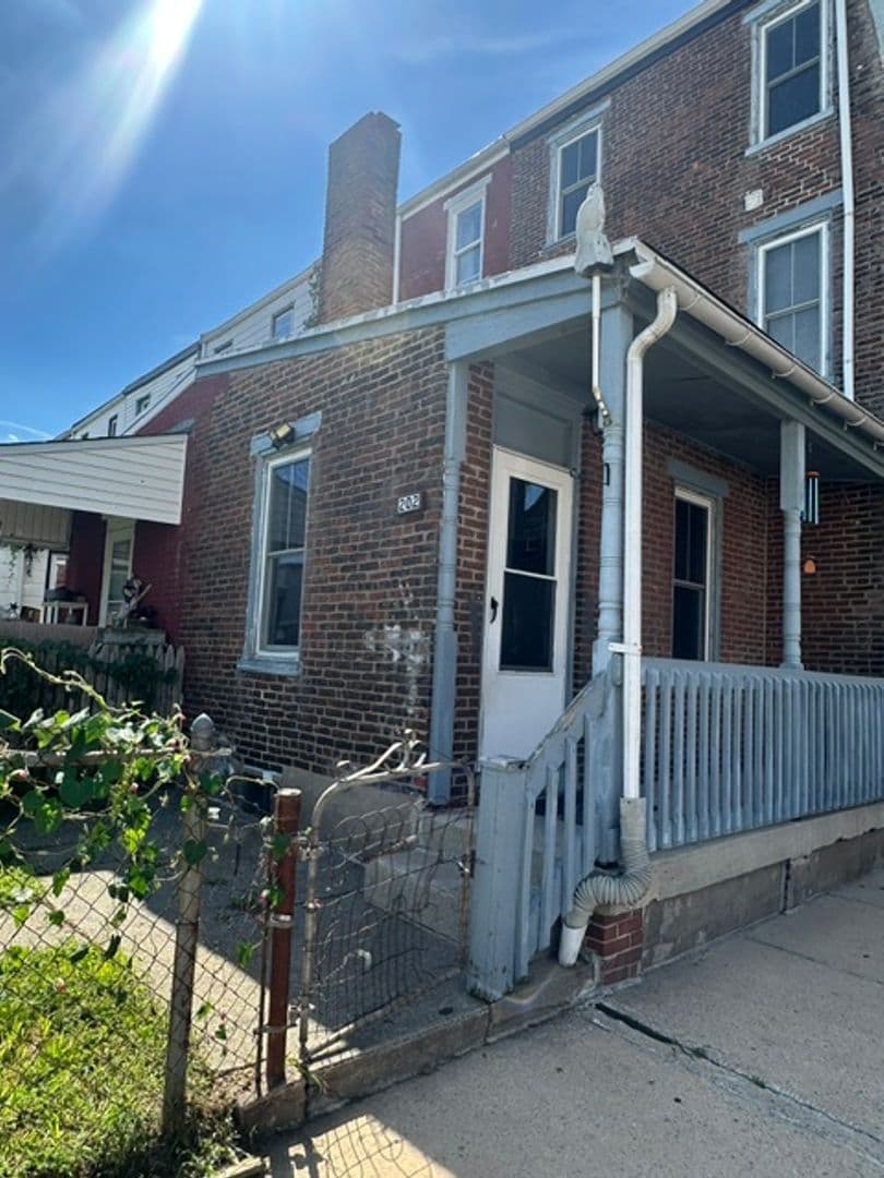 Pottstown House: 202 South Franklin Street