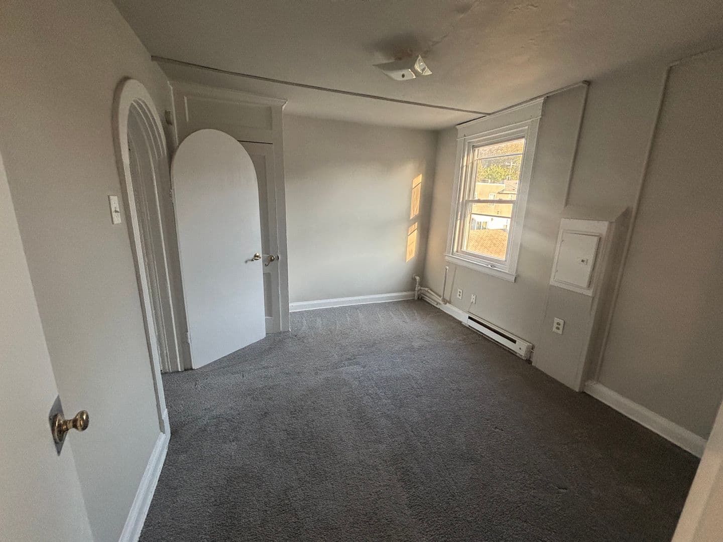 Upper Darby Apartment: 7274 Radbourne Road