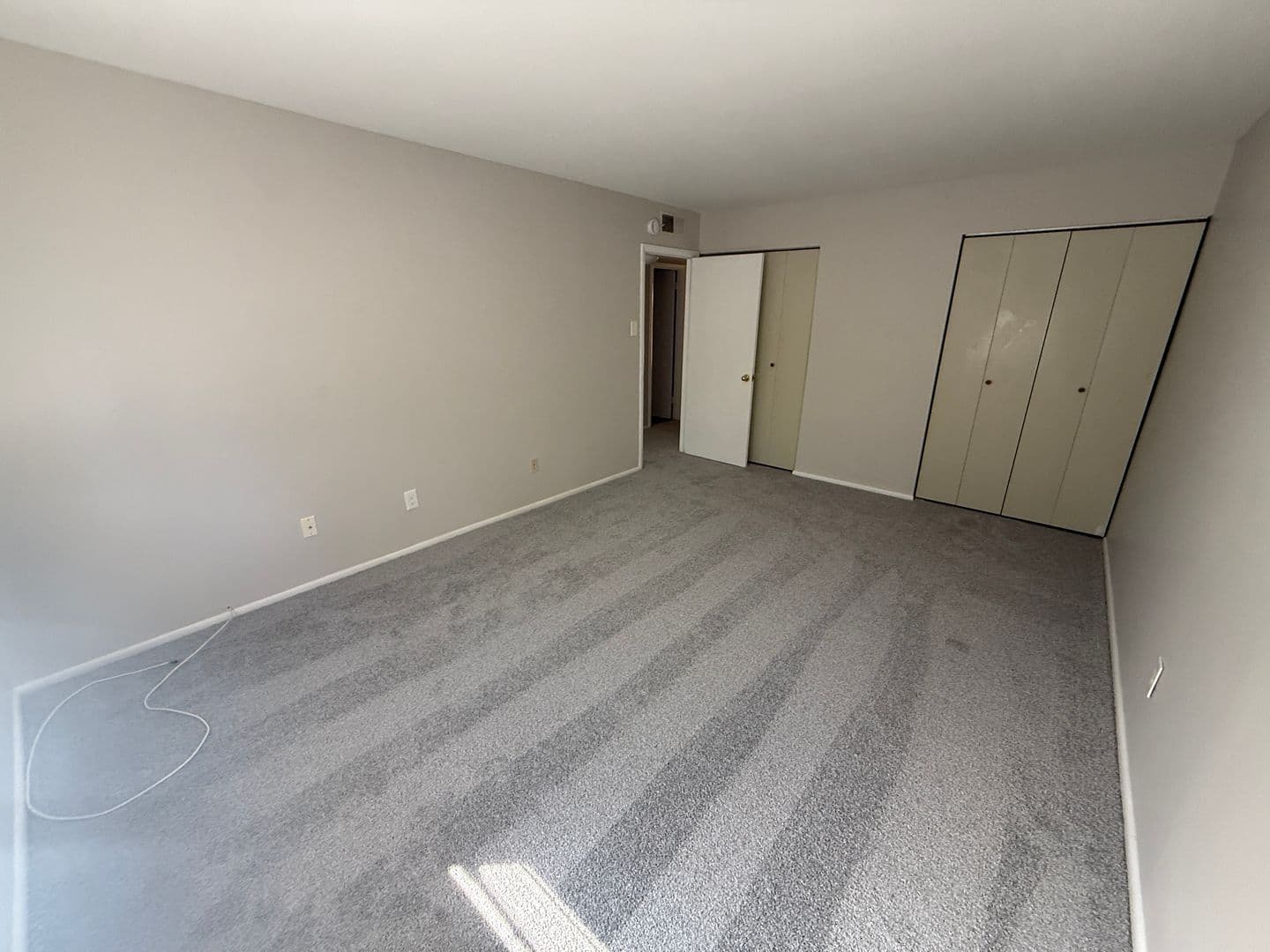Wallingford Condo: 758B Putnam Boulevard