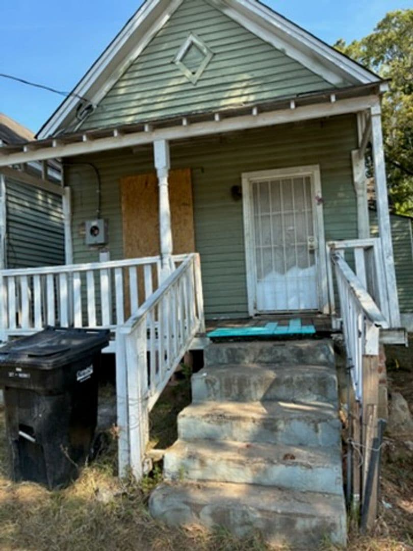 COLUMBUS House: 341 28TH STREET