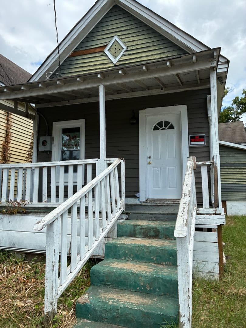 COLUMBUS House: 337 28TH STREET