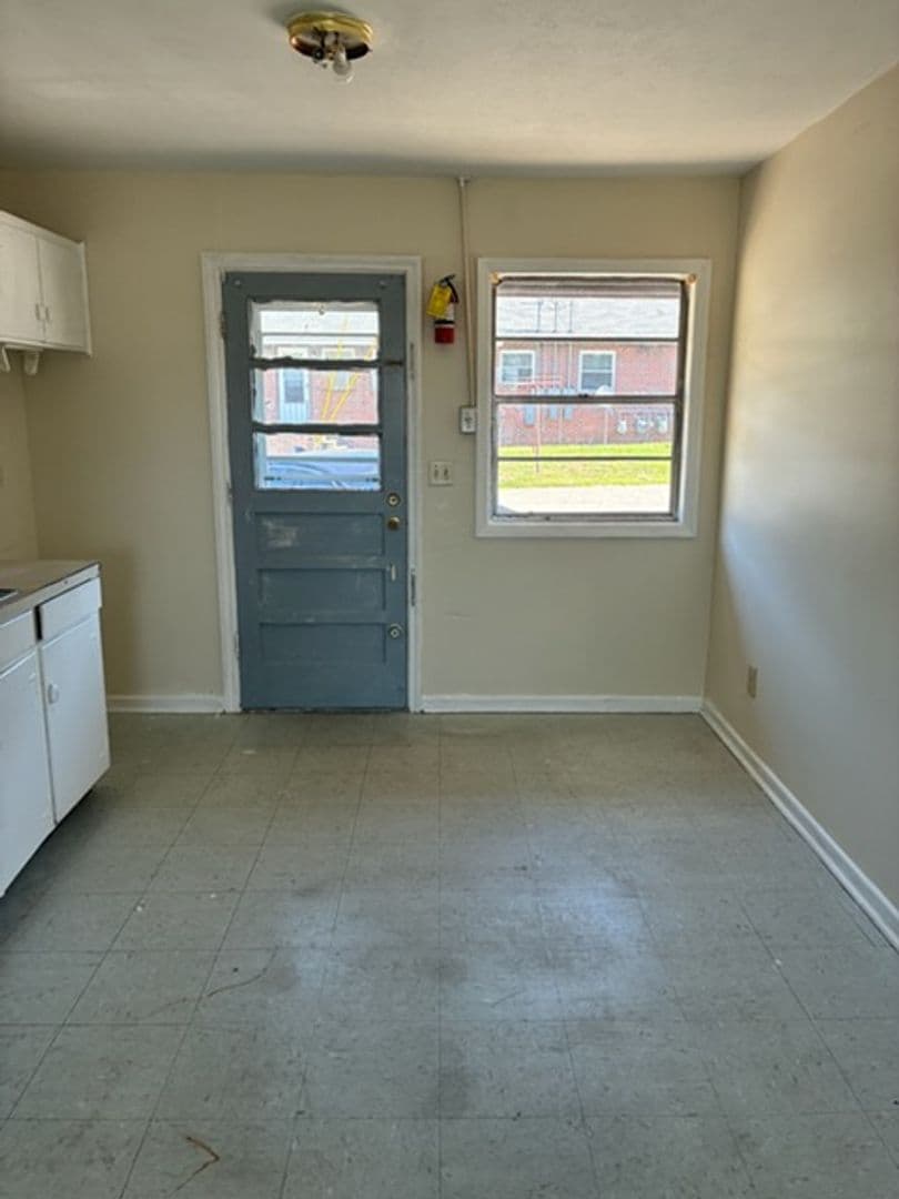 COLUMBUS Apartment: 1220 MARTIN LUTHER KING BLVD 5-14 - 5 *