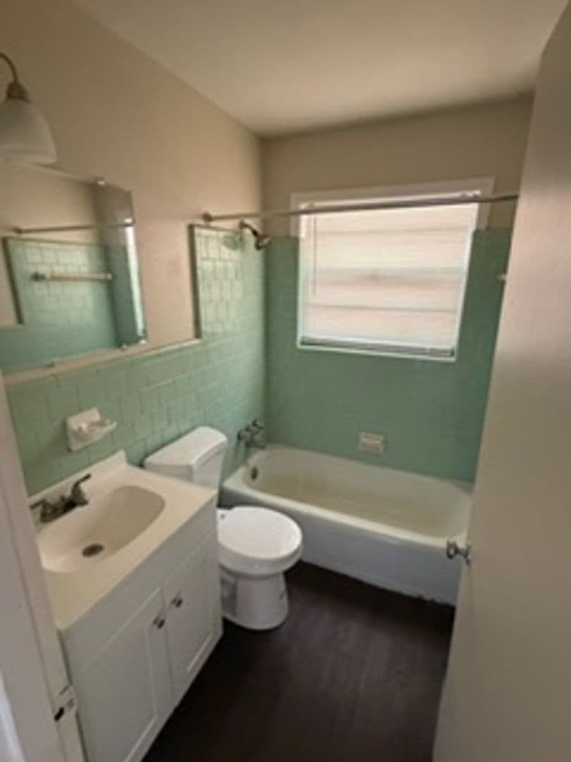 COLUMBUS Apartment: 1220 MARTIN LUTHER KING JR. BLVD #14 *