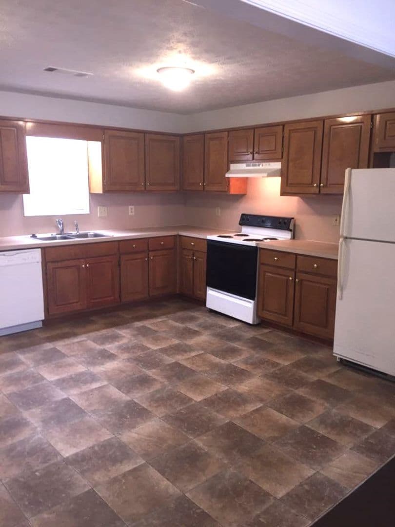 PHENIX CITY Apartment: 1018 11TH AVENUE APTS A-E