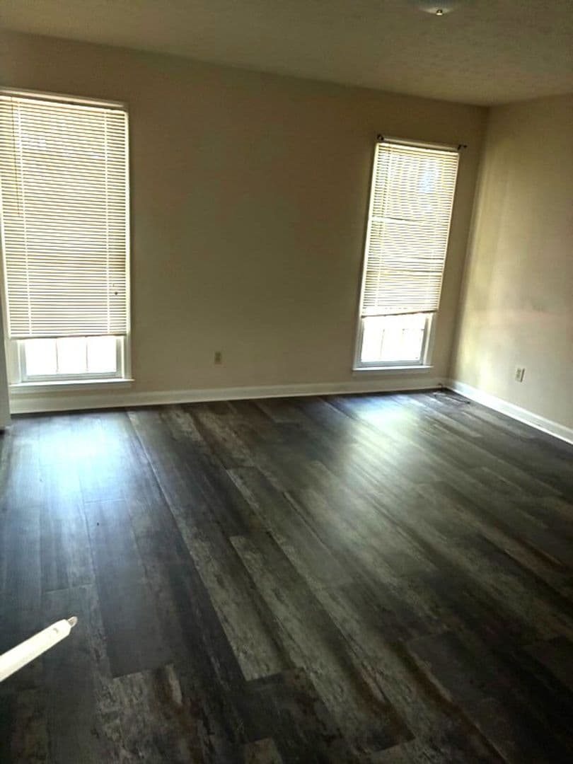 COLUMBUS Apartment: 6924 BULLET BLVD. APT 1-9