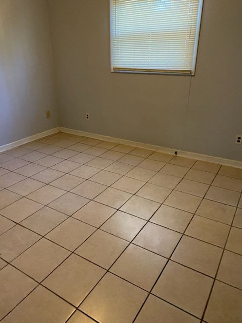COLUMBUS Apartment: 6015 WARM SPRINGS COURT #B *