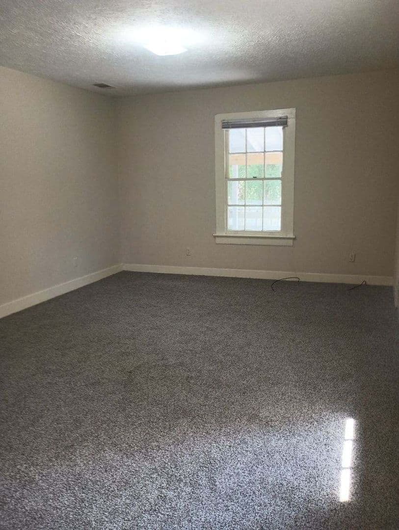 COLUMBUS Apartment: 2703 17TH AVE A & B