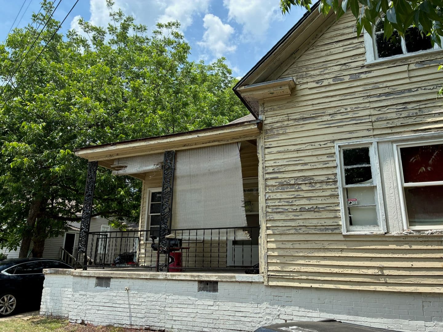 COLUMBUS Apartment: 2809 JONES AVE A & B