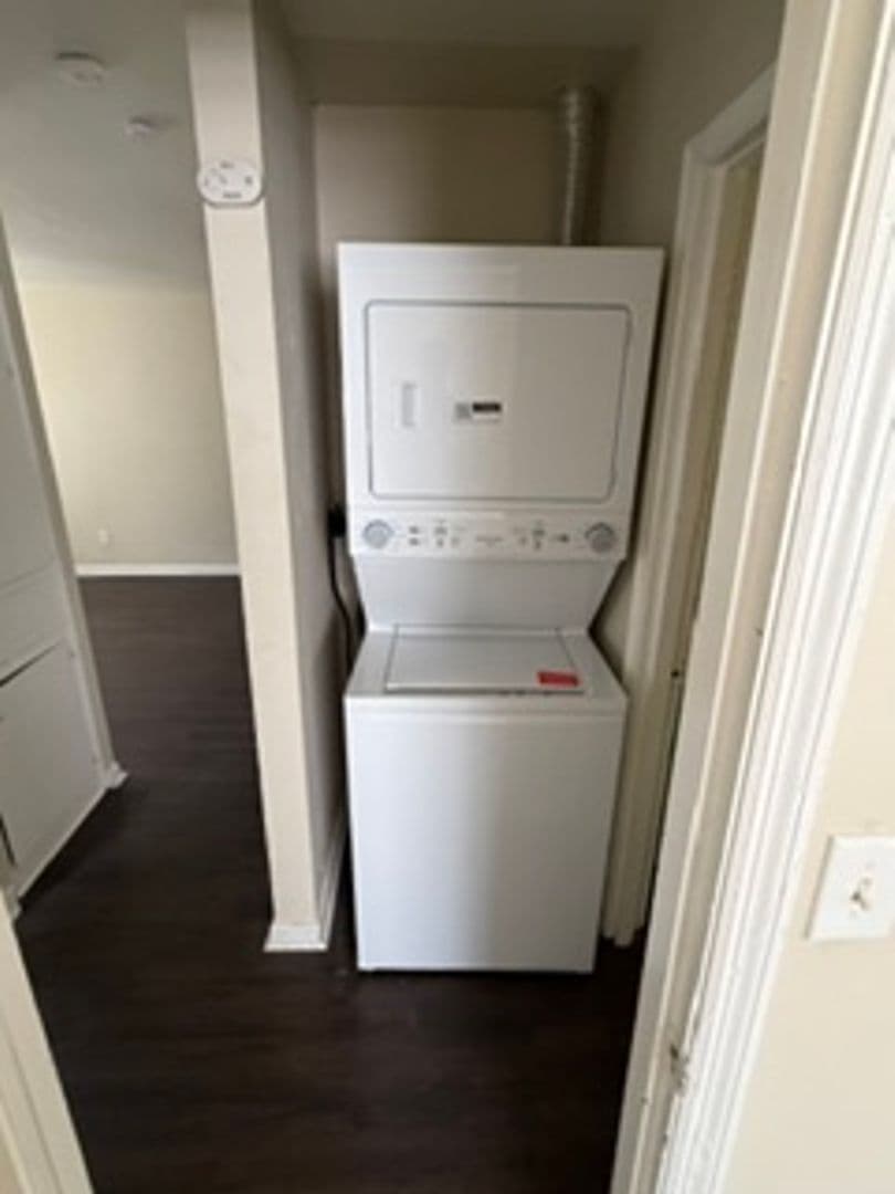 COLUMBUS Apartment: 1220 MARTIN LUTHER KING JR. BLVD #14 *