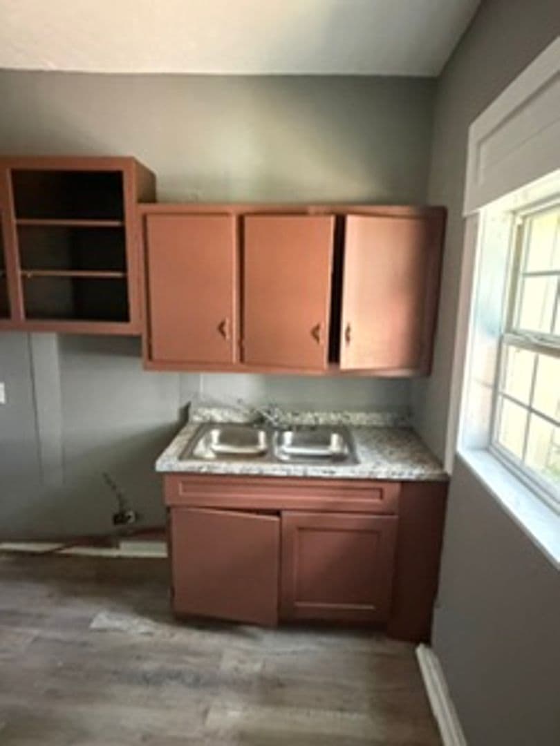 COLUMBUS House: 337 28TH STREET