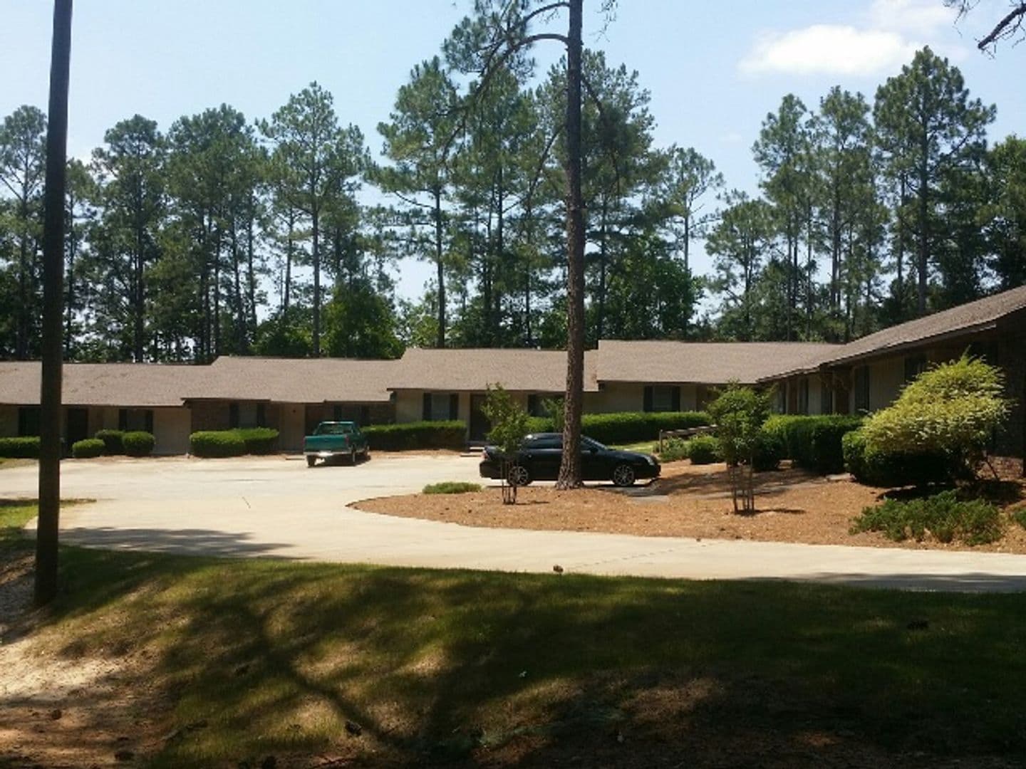 COLUMBUS Apartment: 6924 BULLET BLVD. APT 1-9