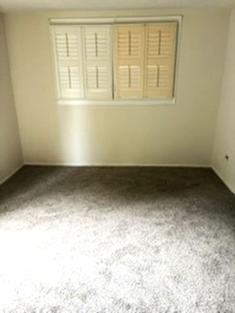 COLUMBUS Apartment: 4334-4404 FAIRVIEW DRIVE