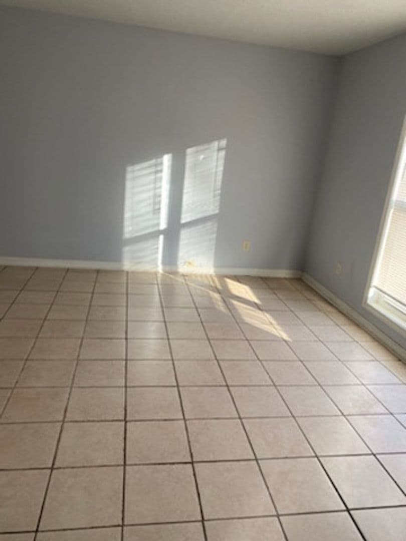 COLUMBUS Apartment: 6015 WARM SPRINGS COURT #B *