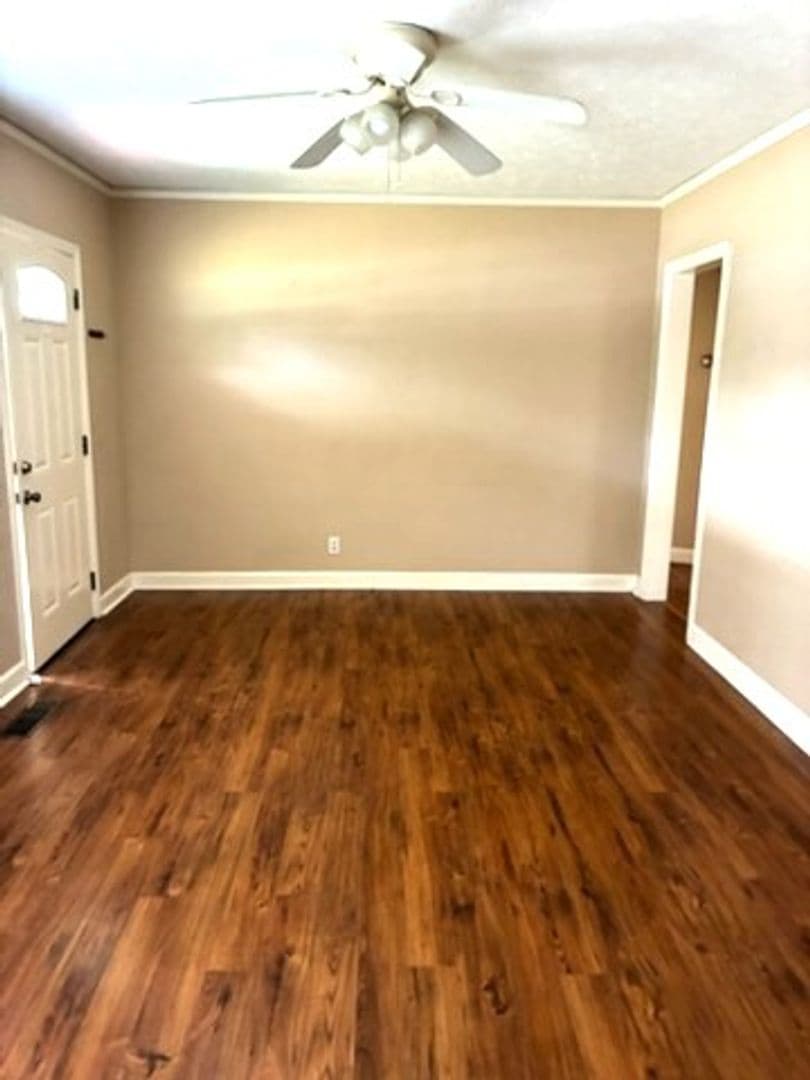 COLUMBUS House: 3802 WOODLAND DRIVE