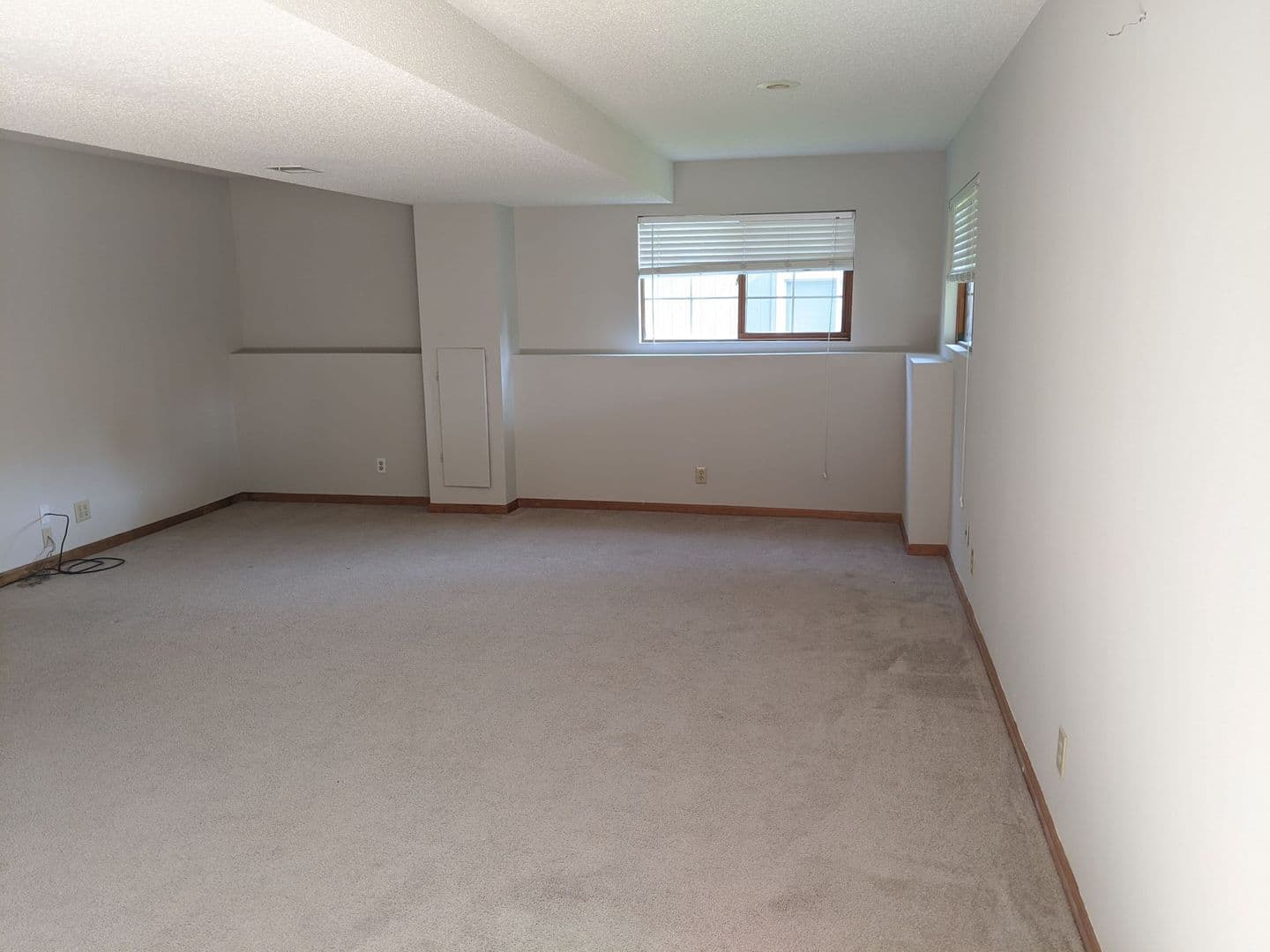 Overland Park House: 15641 Foster Street